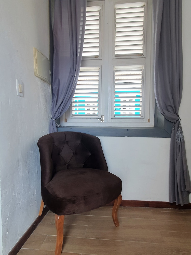 Catherine Suites