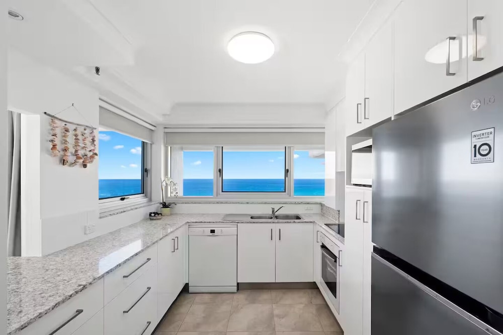 Talisman Beachfront 16th Floor 49