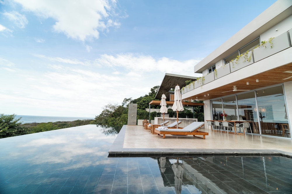 Soluna Villas