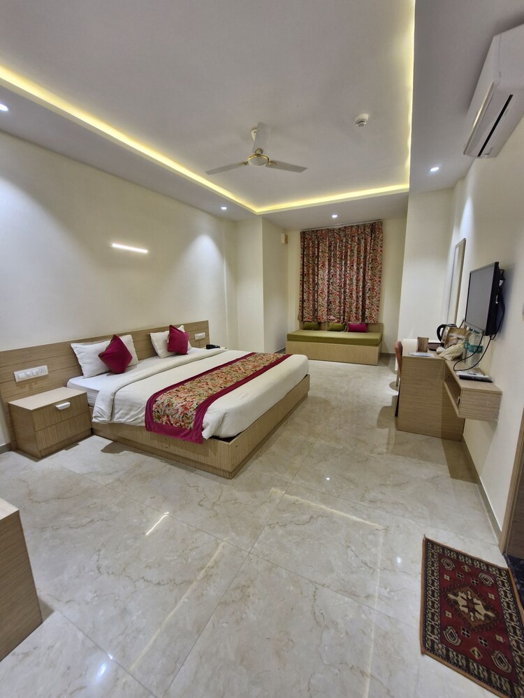 Hotel Grand Vasante