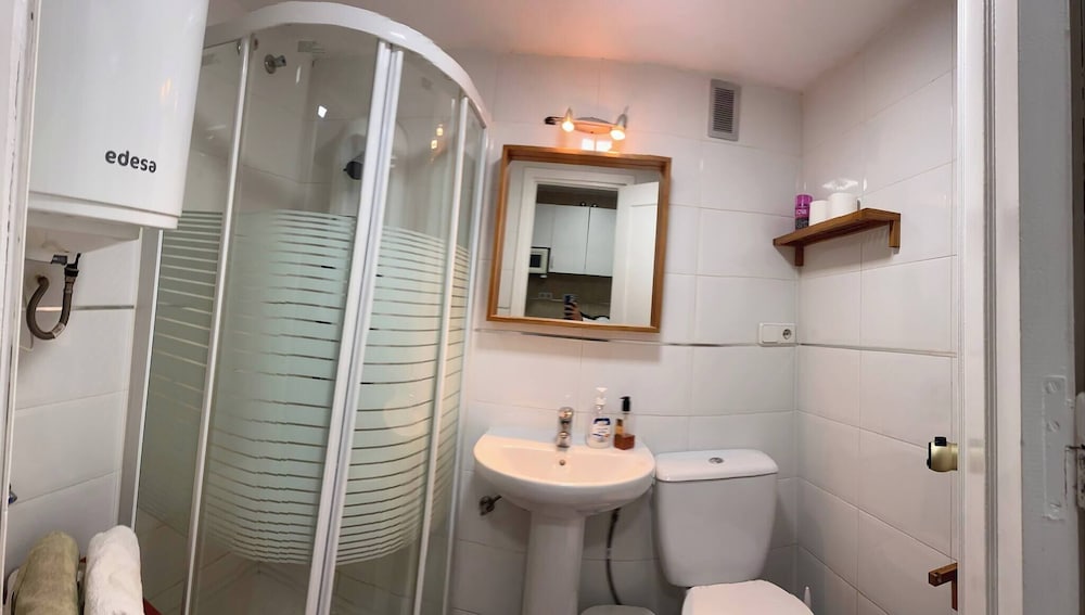 Apt In Benal Beach Resort, Wifi, 100m From Beach