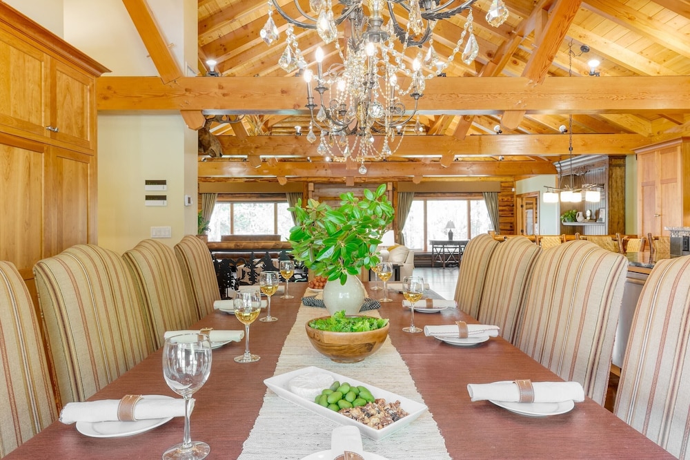 Moose Lodge by Avantstay Luxe Berkshires Escape view 3