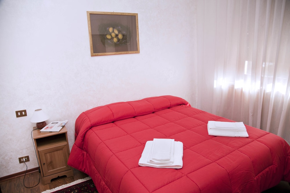 Kosher B&B The Home in Rome