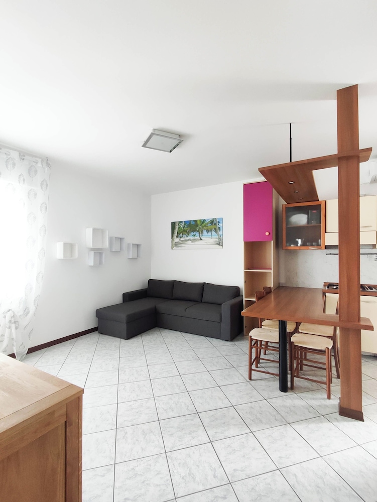 Apartment With sea View Balcony