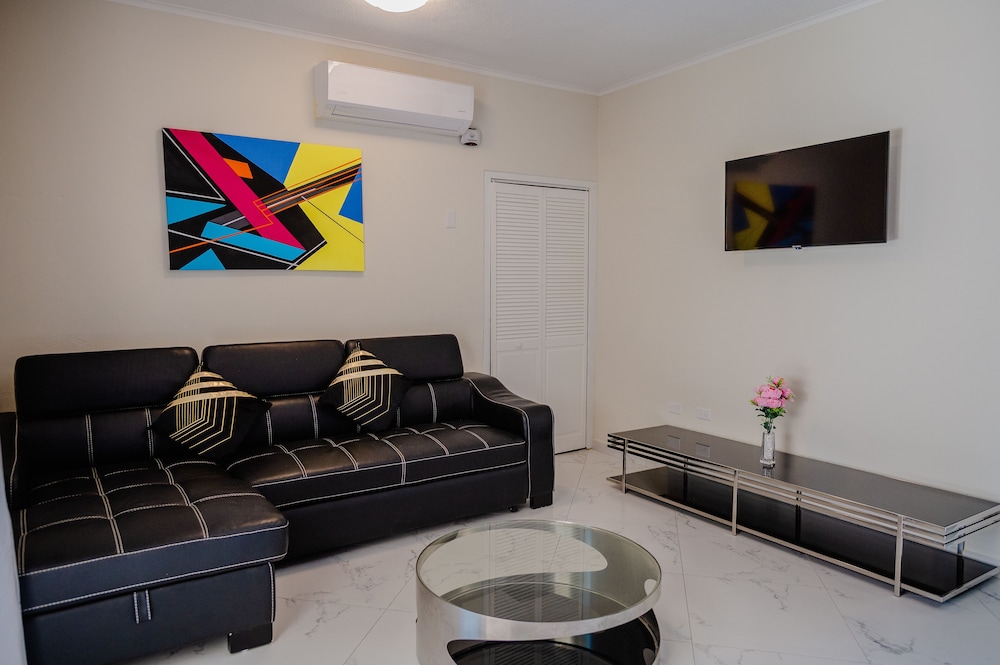 Adorable 1-bedroom-apartment 2 km From Eagle Beach