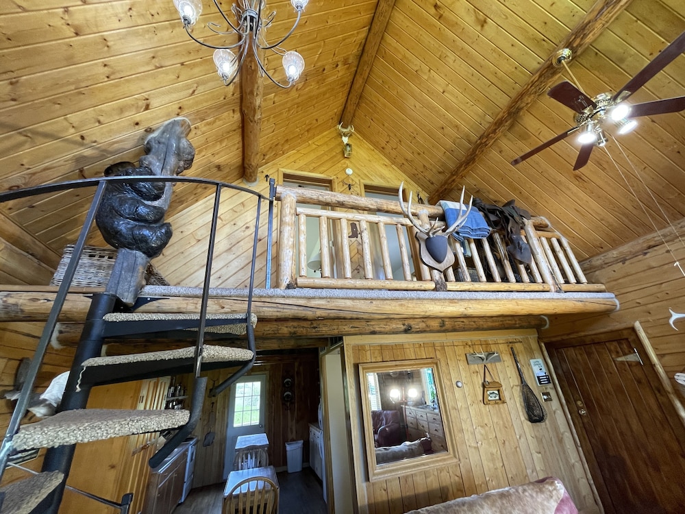 Sportsman Motel