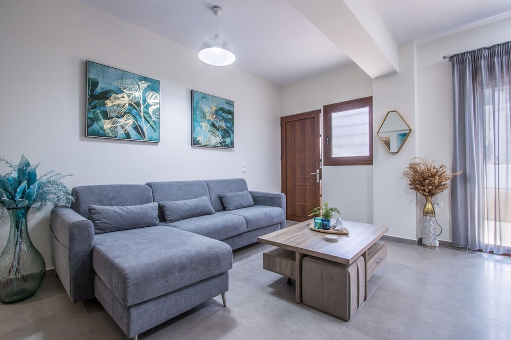 Luxury Katsoulakis Apartments in Countryside