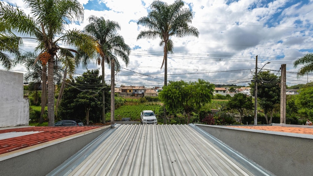 Casa com Churrasq Garagem Wi-fi e Petfriendly