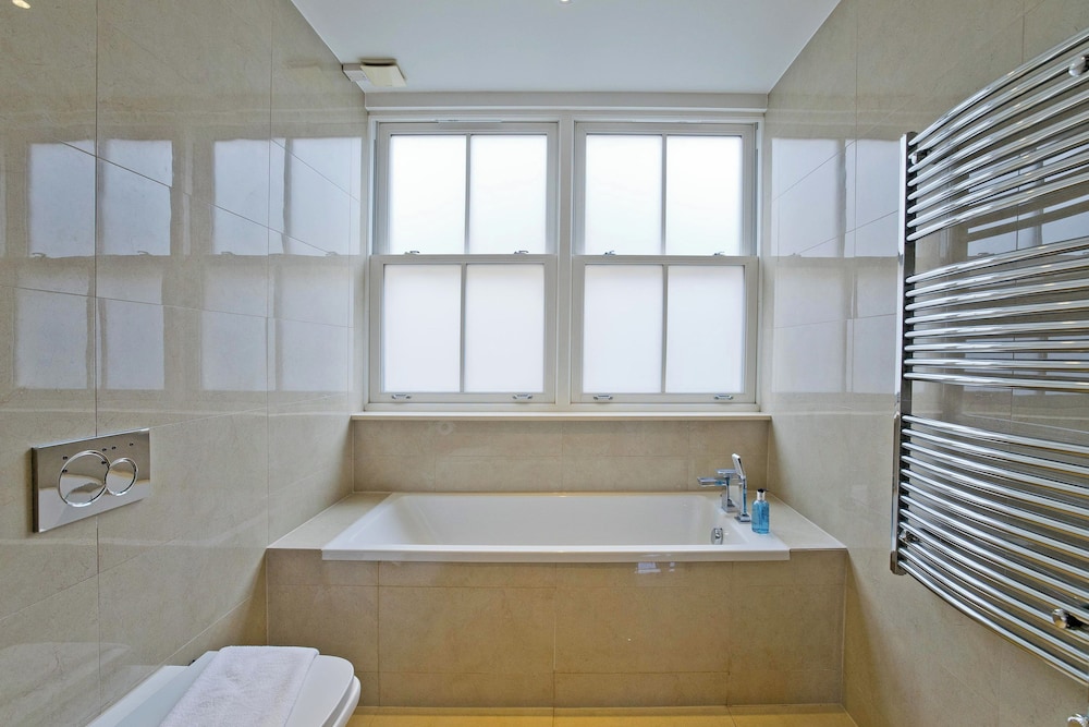Imperial Liverpool Street Apartments