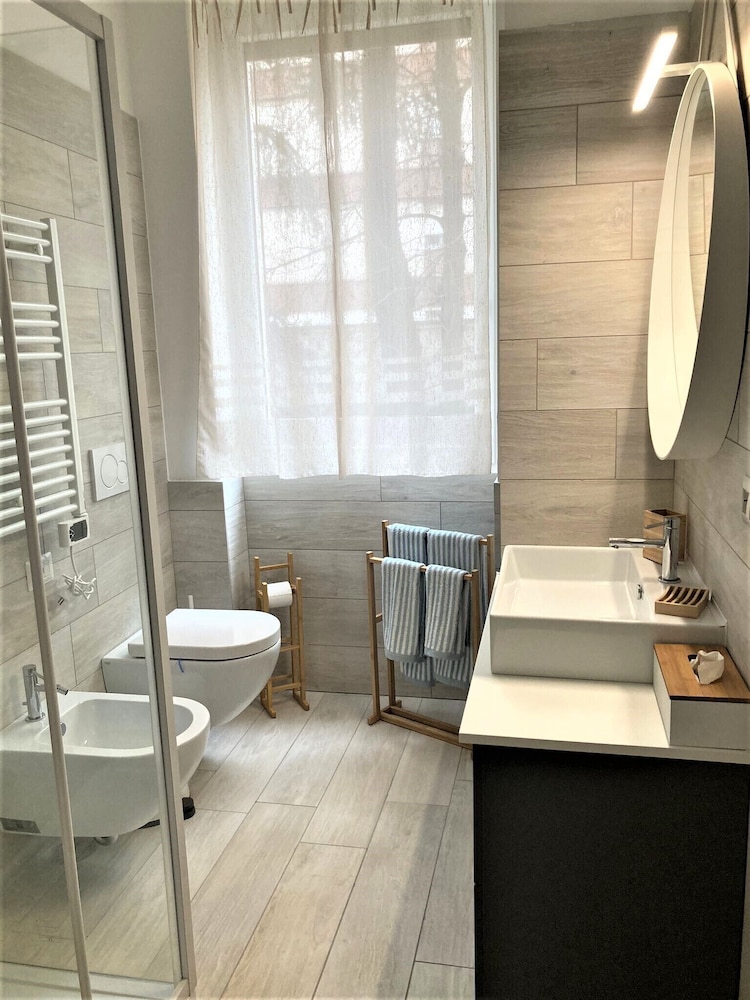 Bright Apartment in via Zurigo 3