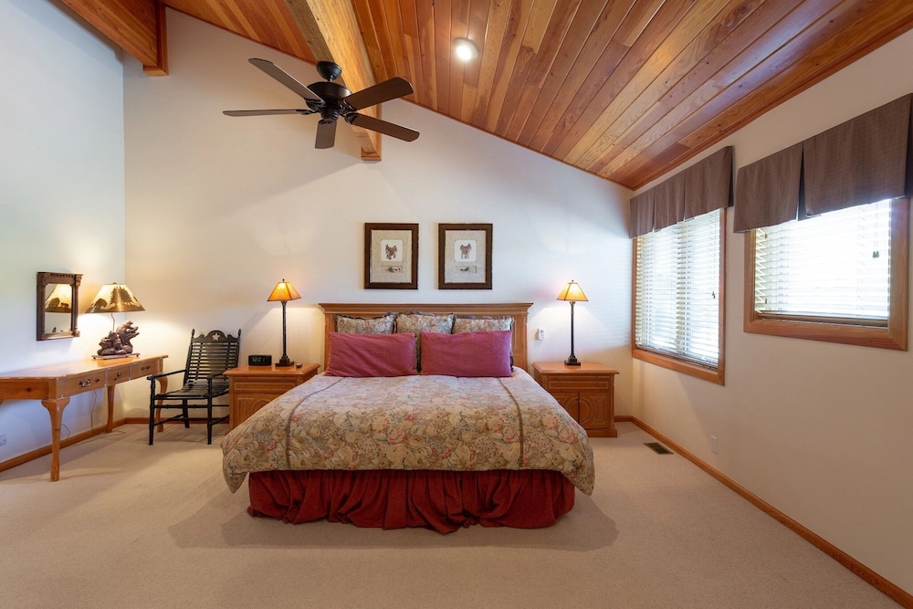 Double Eagle at Deer Valley Resort - Three Bedroom Condo with Hot Tub #17 3 Condo