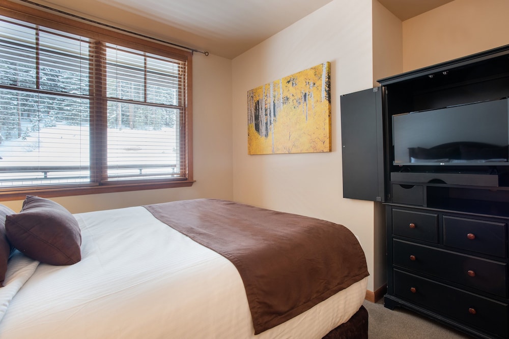 Winter Park CO - Zephyr Mountain & Fraser Crossing/Founders Pointe Condos