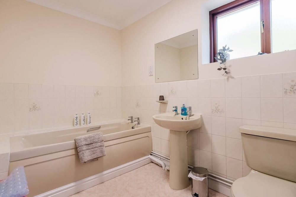 A Beautiful 3-Bed Worcestershire Home