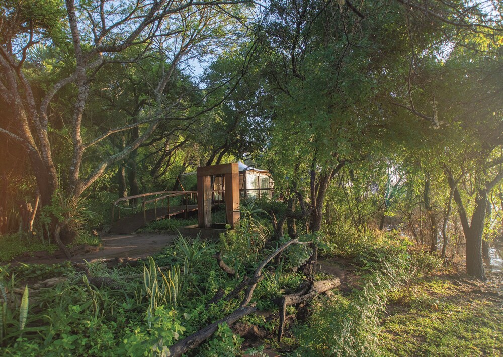 Sobhengu Lodge by Dream Resorts