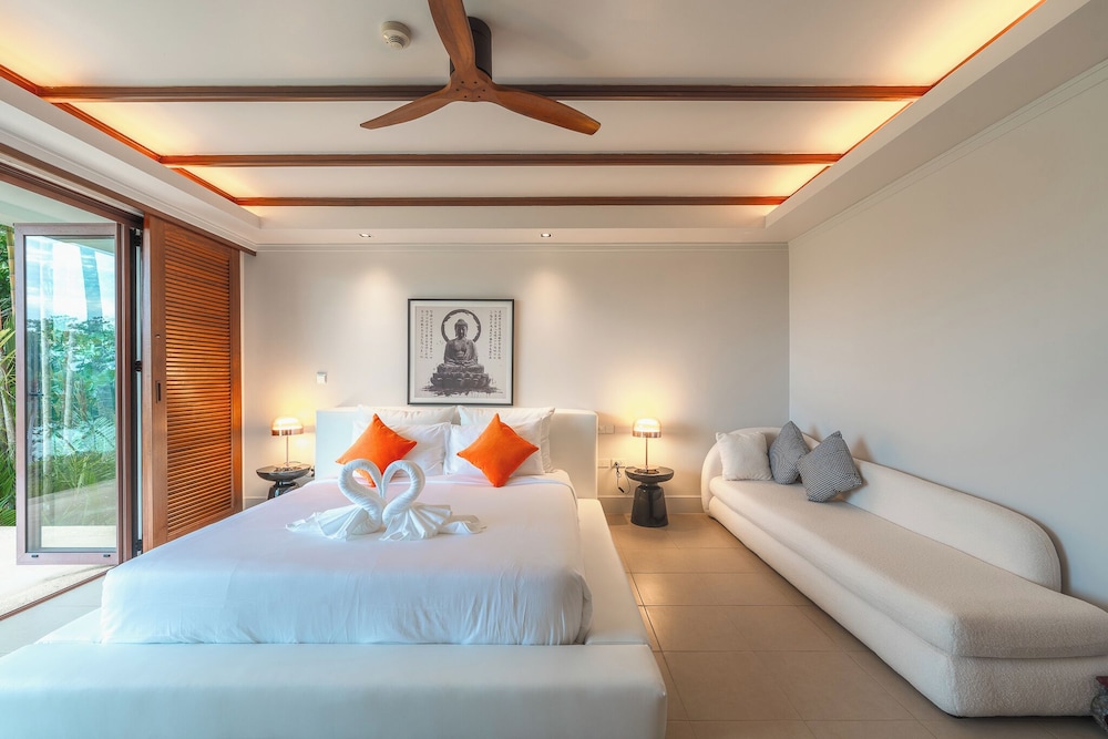 Sunrise 7BR Luxe Villa Sea View V151