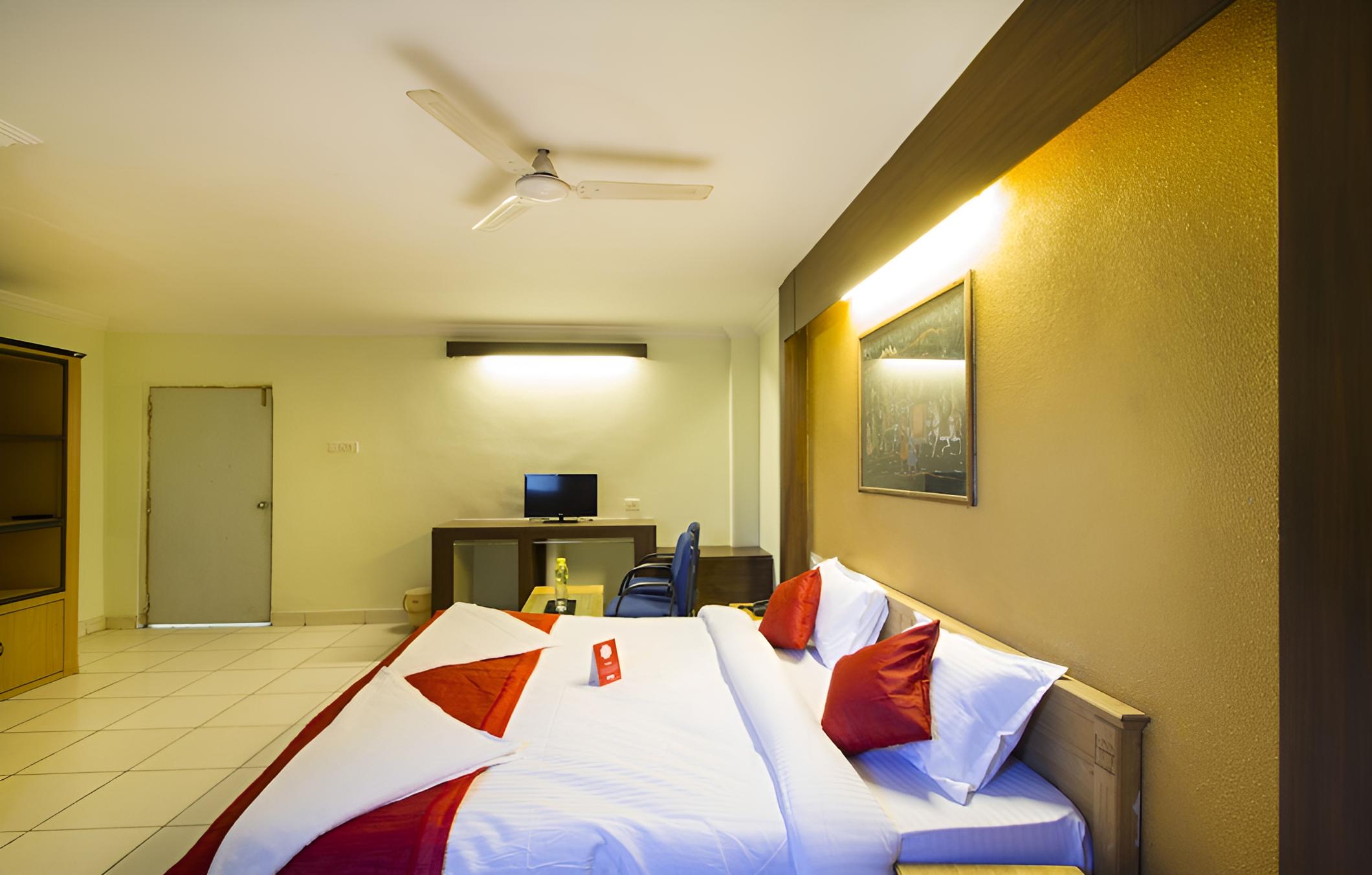OYO 7707 Corpo Suites