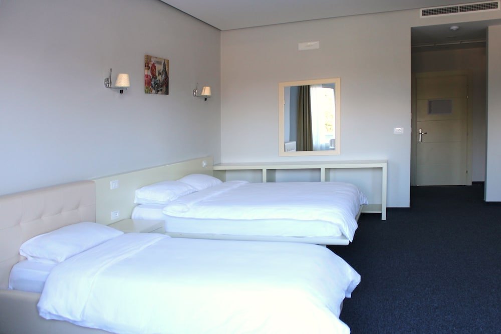 Gardenland Resort
