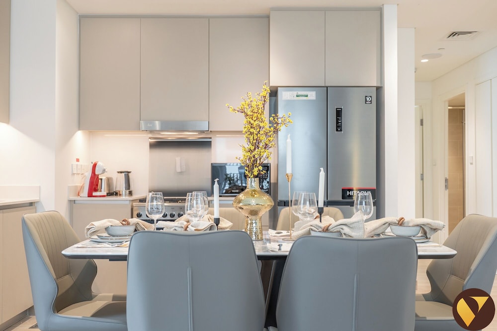 Vogue Rosewater Creek Beach Stylish 2BR