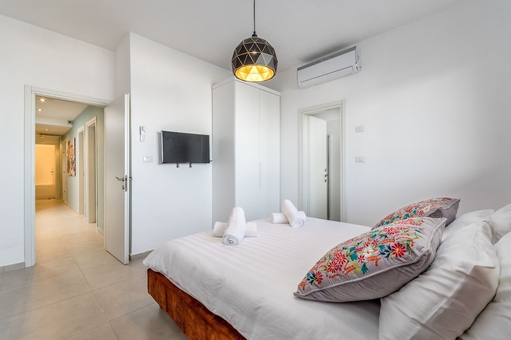 luxury garden apartment heated pool view 2