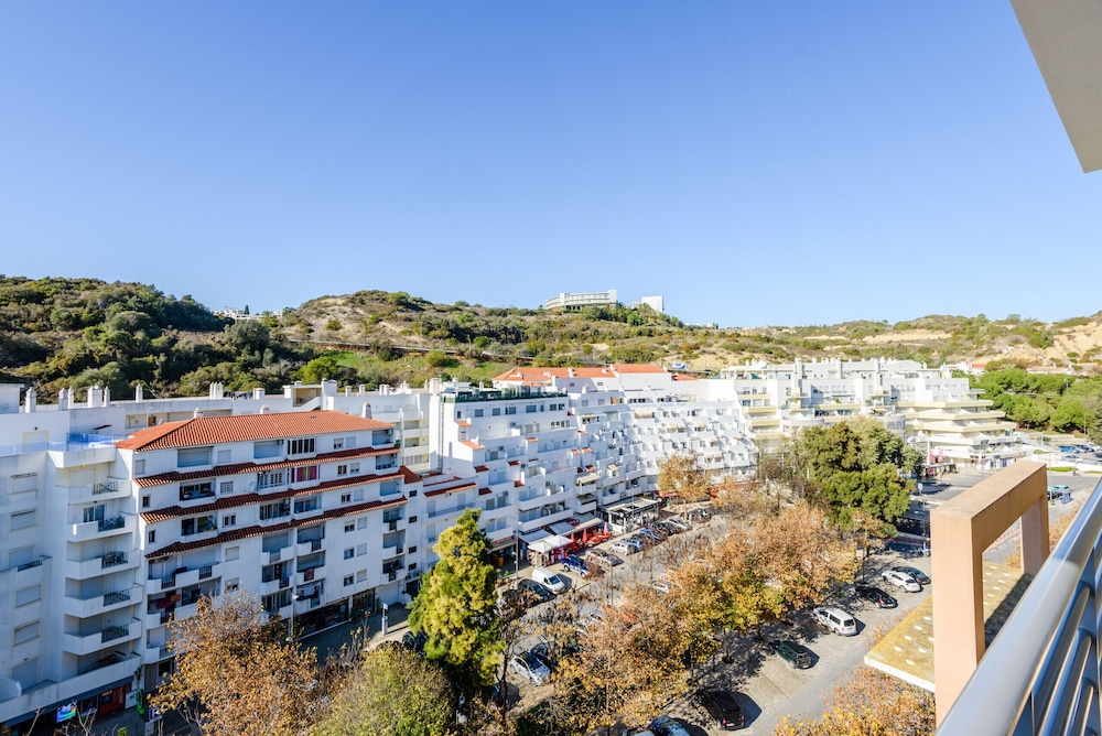 Amazing Apartment in Albufeira view 3