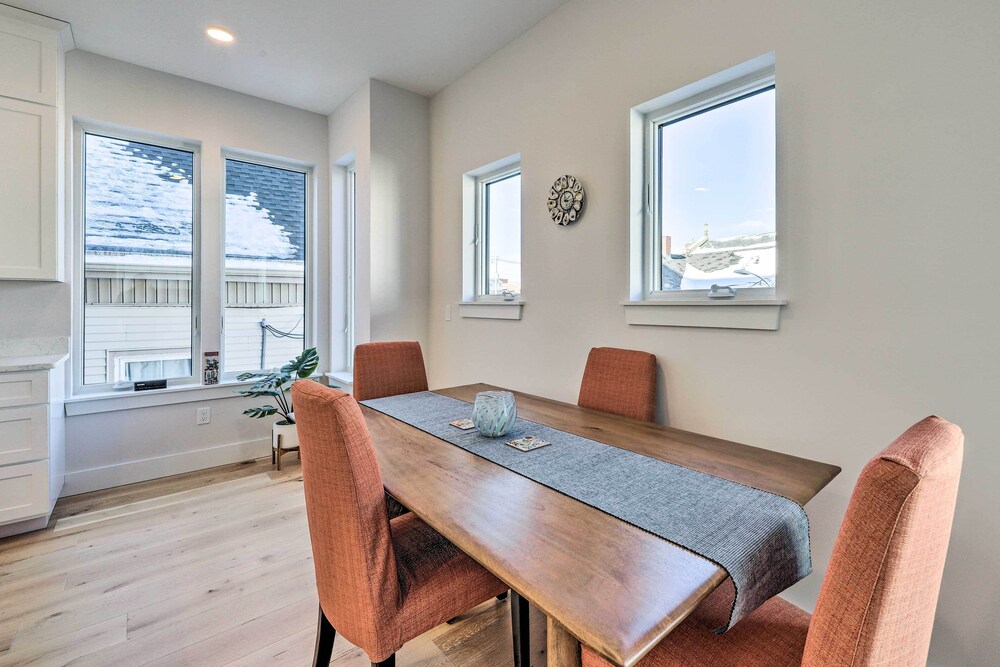 Portland Vacations - Spacious Portland Home: Walk Downtown! - Property Image 2