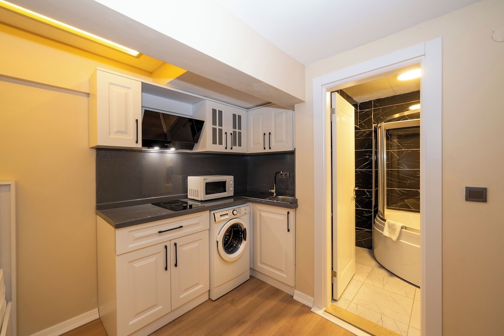 Aiza Suites - Image 26