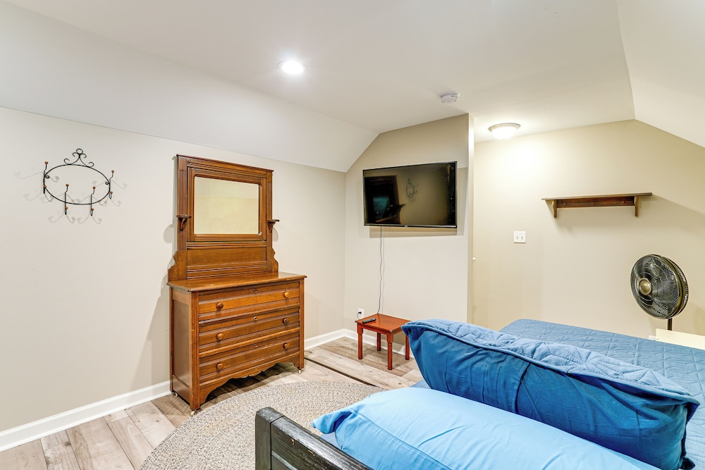 Otter Creek Rec Area On-site! Serene Family Home