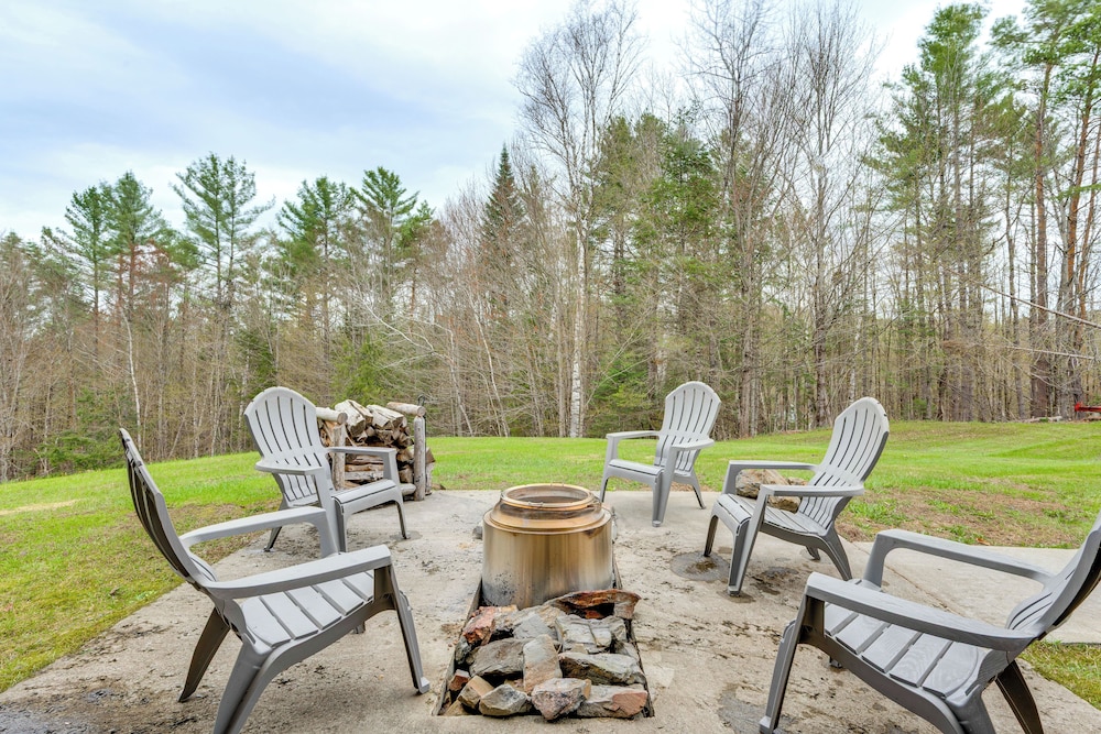 8 Mi to Kingdom Trails: Spacious Home w/ Game Room