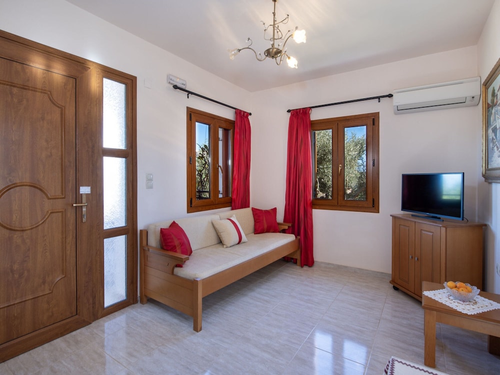 Villa in Crete Near Beach and Olive Groves view 3