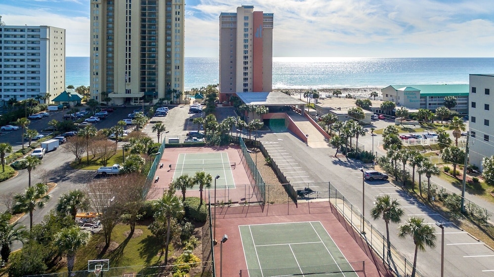 Destin Towers 113 2 Bedroom Condo