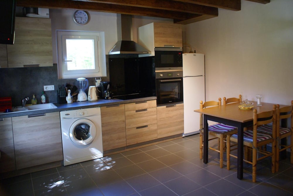 Photo 7