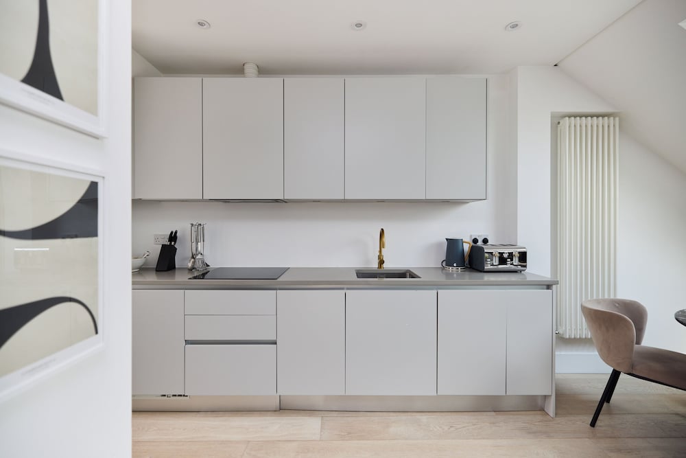 The Skylight One-Bed at Elspeth Road
