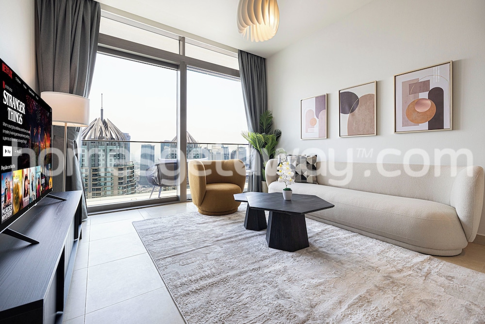 HomesGetaway- Lavish 2BR in Marina Gate1 photo 2