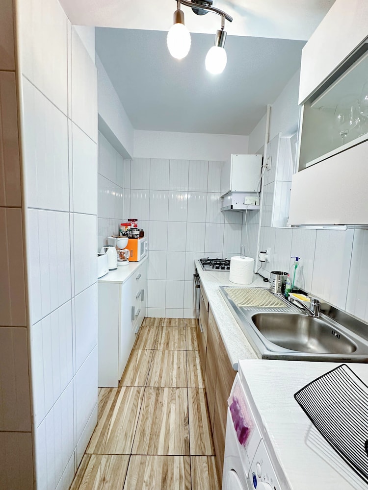 Sunrise Apartments City Center