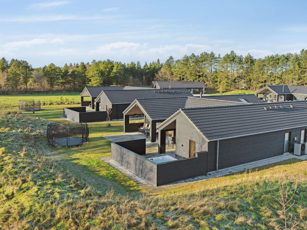 5 Star Holiday Home in Romo