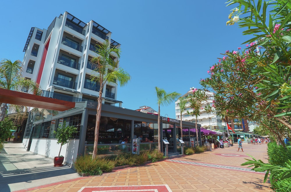 Hotel Marmaris Beach Hotel - Image 1