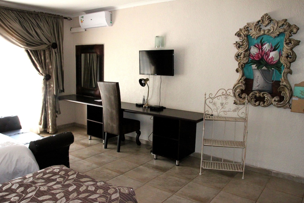 Photo 7