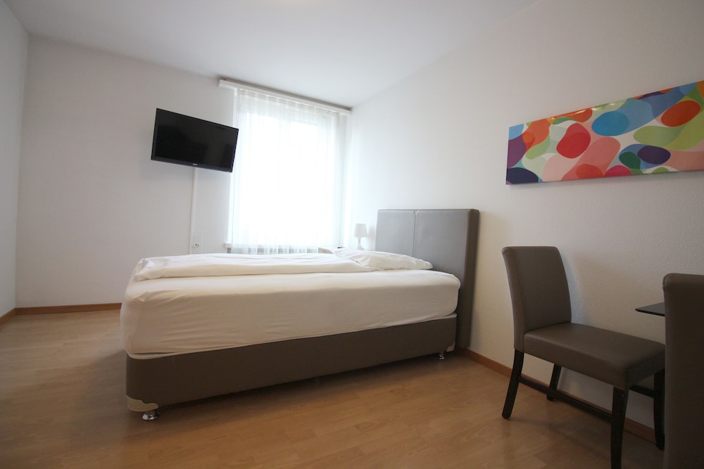 Apartments Swiss Star Aussersihl