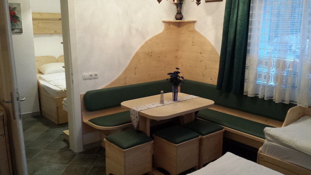 Hostel Mama's House