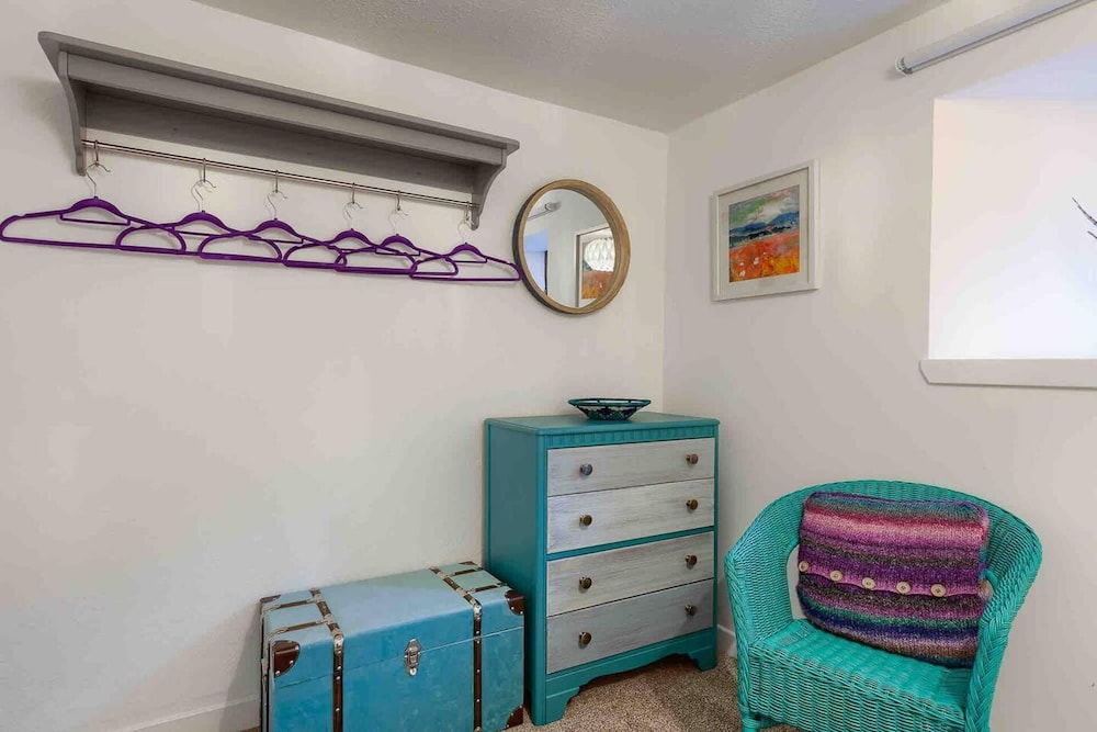 Ground Floor Apartment W/large Enclosed Garden view 2