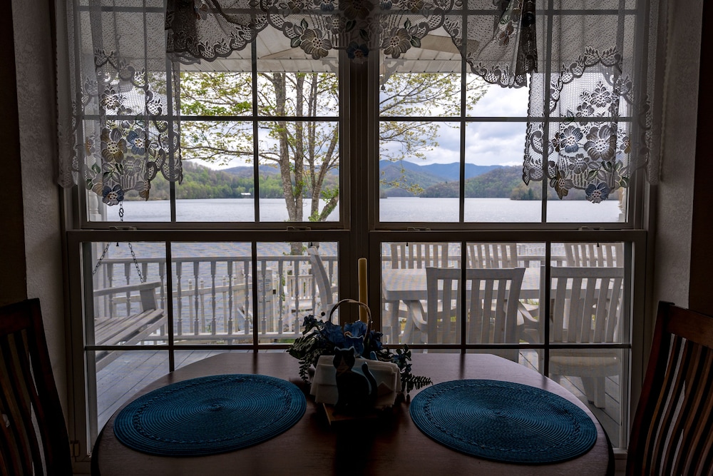 stayNantahala - Smoky Mountain Cabins