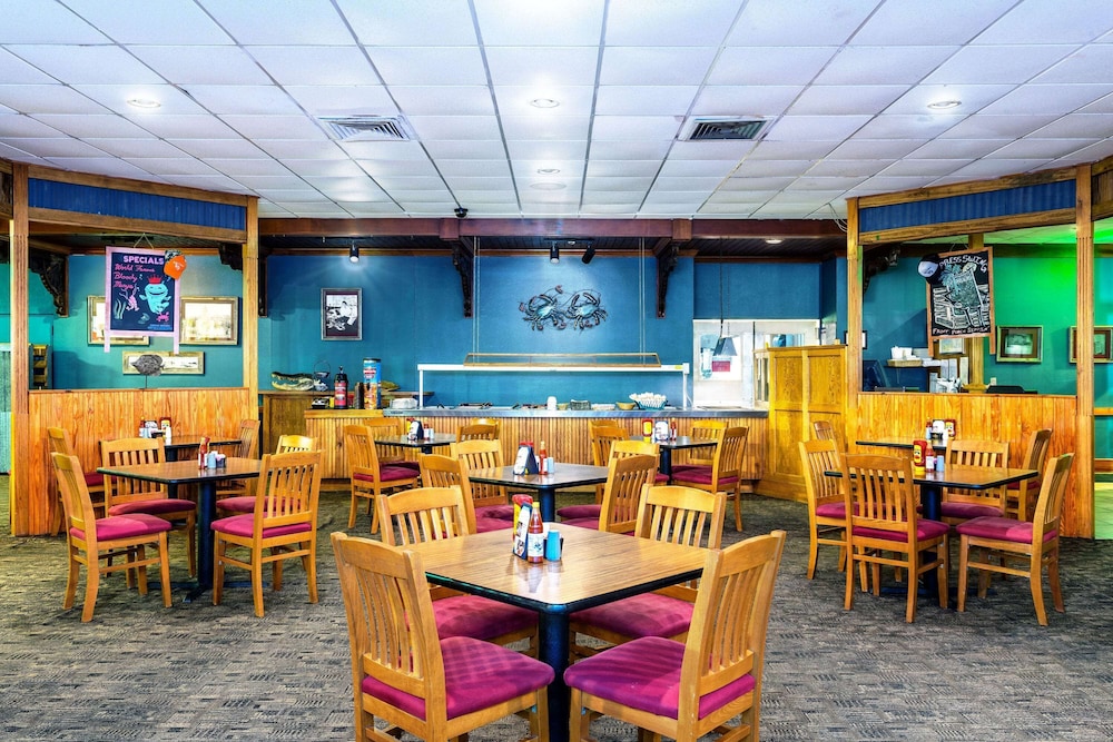 Houma Vacations - Ramada by Wyndham Houma - Property Image 11