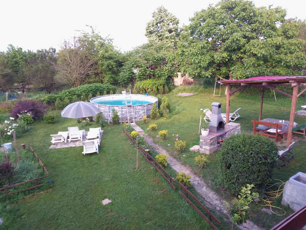 Villa Nina in Kramolin, Beautiful Stay in Bulgaria