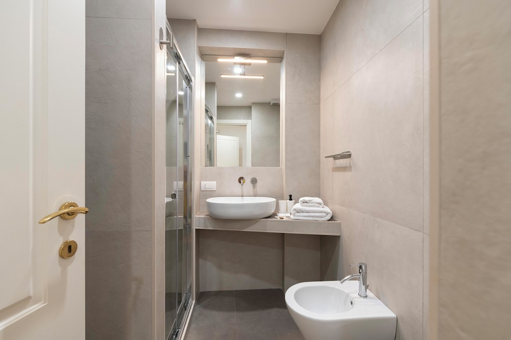 SJR Luxury Apartment Trevi Fountain