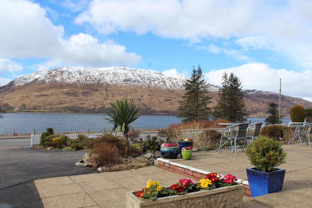 Hillview guest house