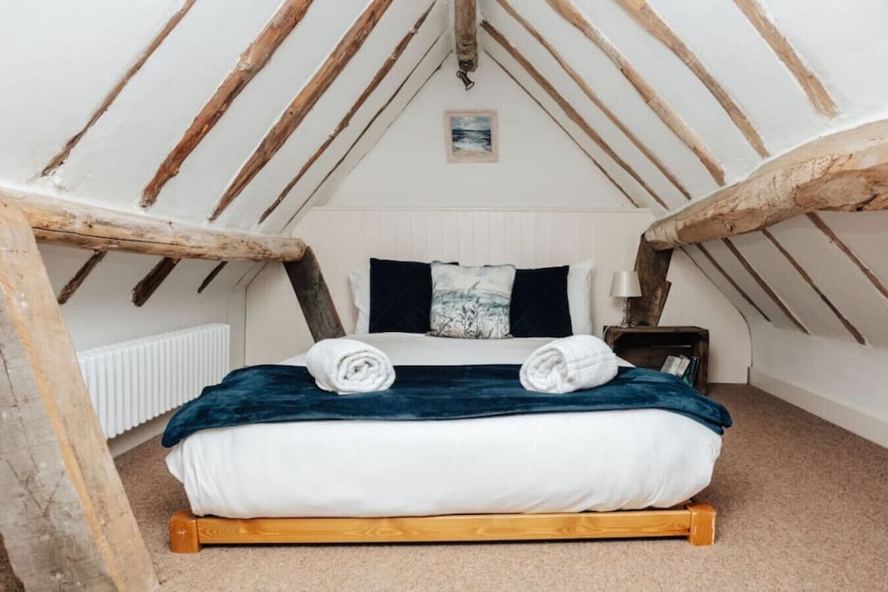 Hunts Cottage - Pet Friendly - From 200 Per Night
