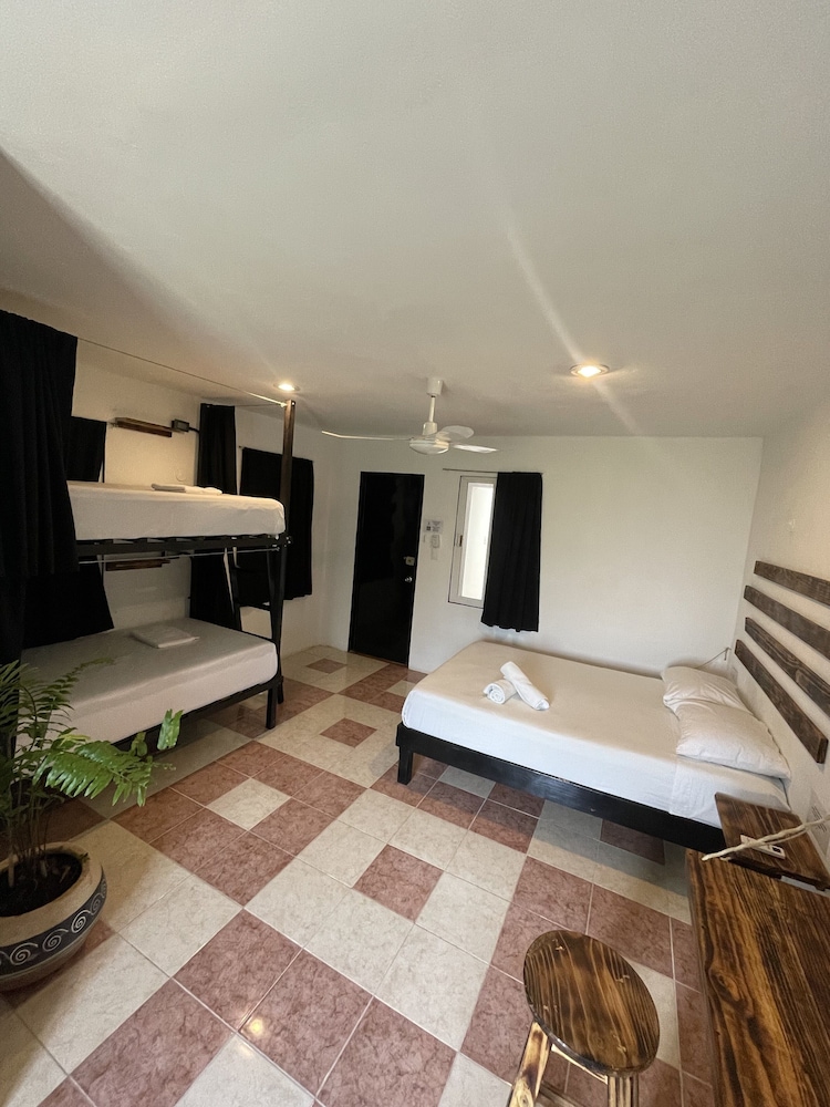 Oryx Valladolid - Hostel view 5