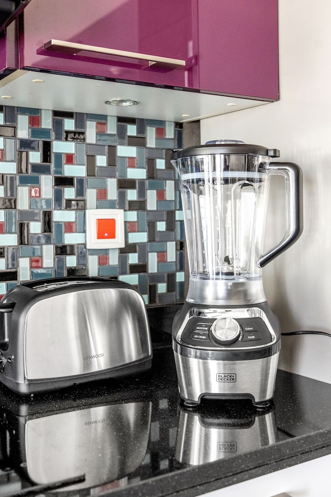 Iconic Marina Stay Cayan Tower 2BR