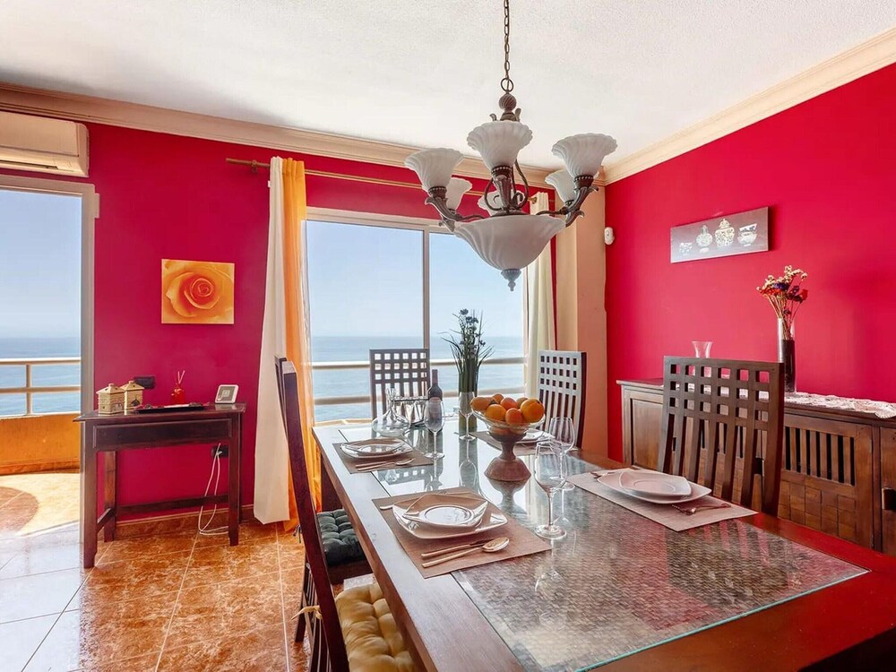 Apartment in Radazul With Stunning Sea Views
