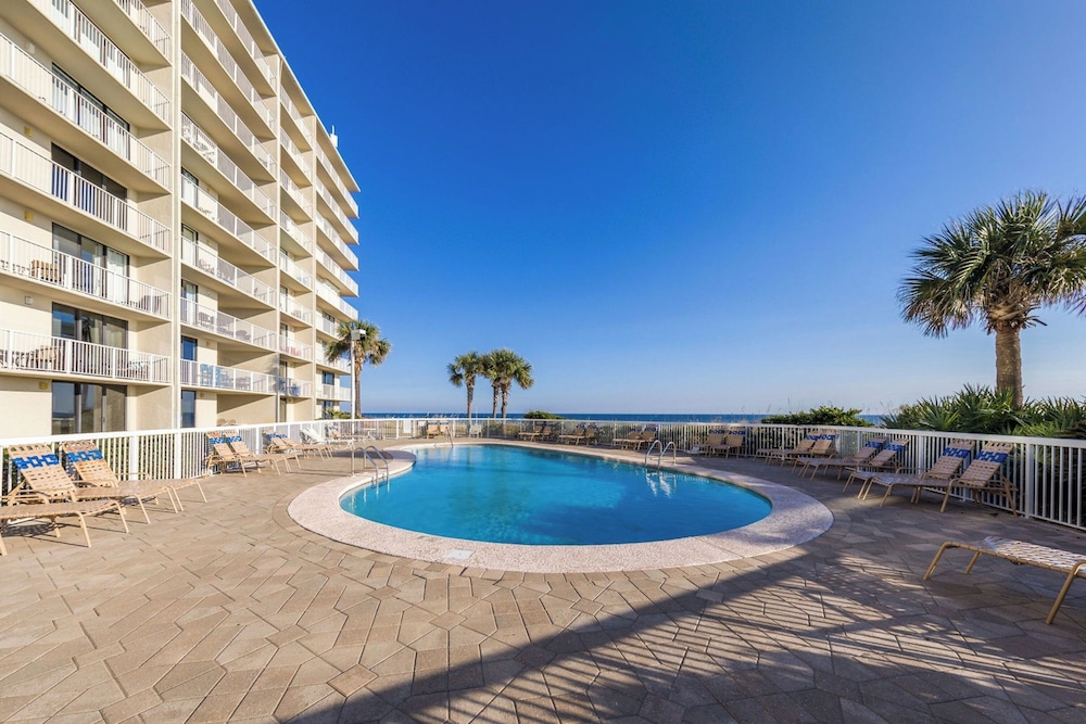 Seaside Beach & Racquet Club 2207